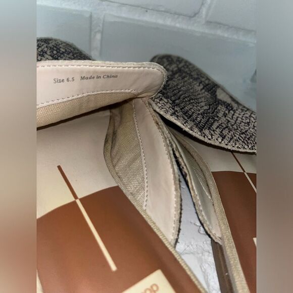 Dolce Vita Halee Slip On Mules in Stone Snake Print Leather Size 6.5 Flats Slide - Picture 9 of 11